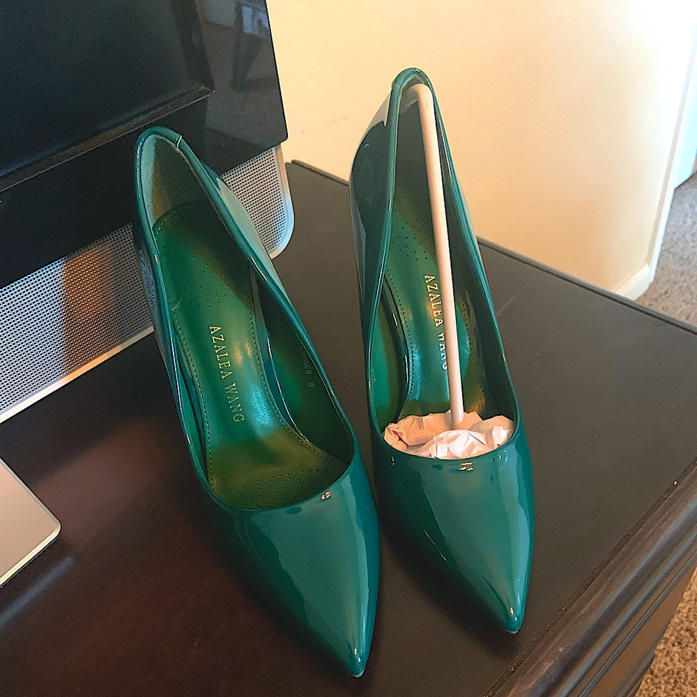 New  size 8 Akira